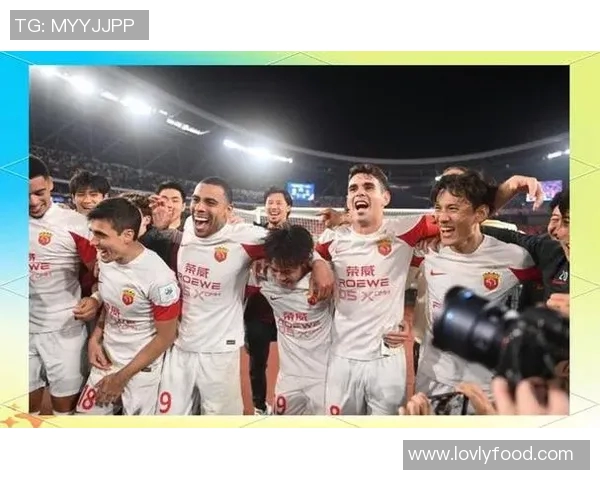 2019年上海上港在亚冠赛场上以五比一大胜蔚山现代的精彩回顾